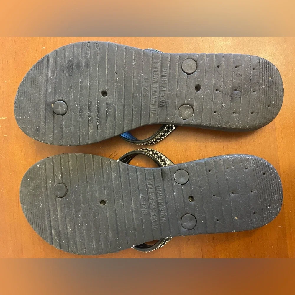 Just be Black Rhinestone T-Strap Sandals